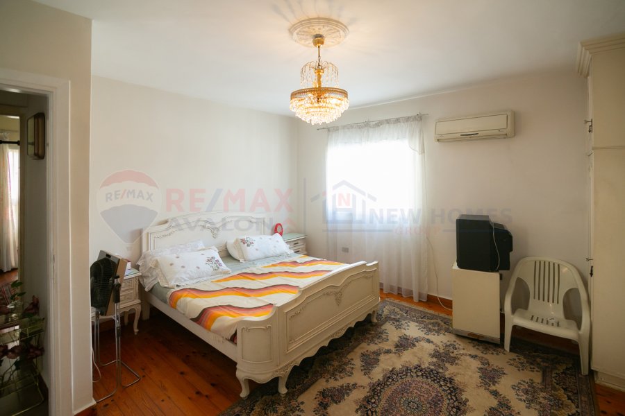 Apartment for sale 180 m Smouha (branched from Moustafa Kamel st.)