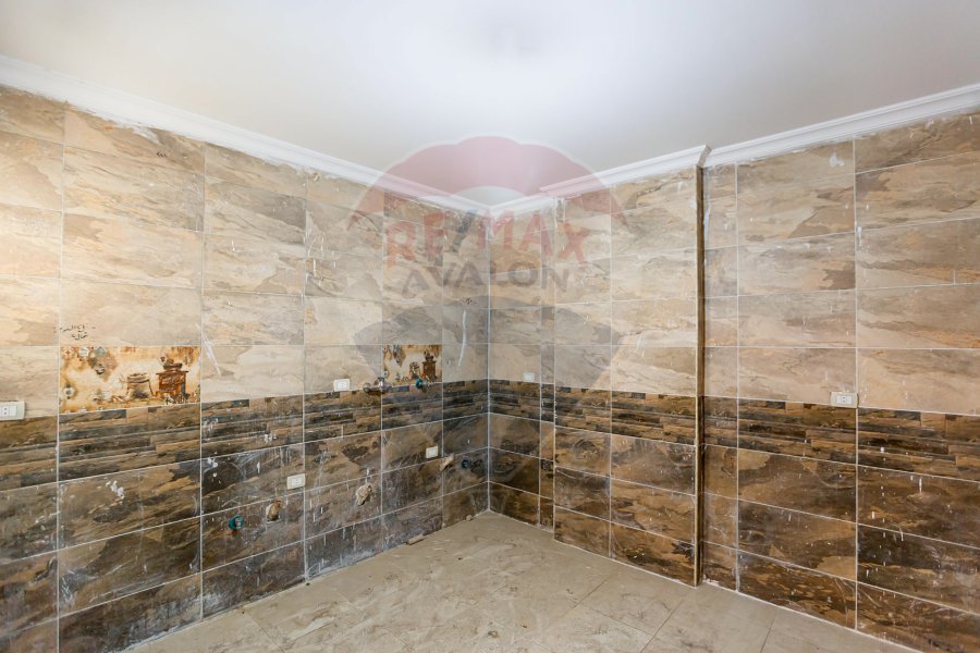 Apartment for sale 200 m Ibrahimiyah (Abu Qir Street - Salamlek Tower)