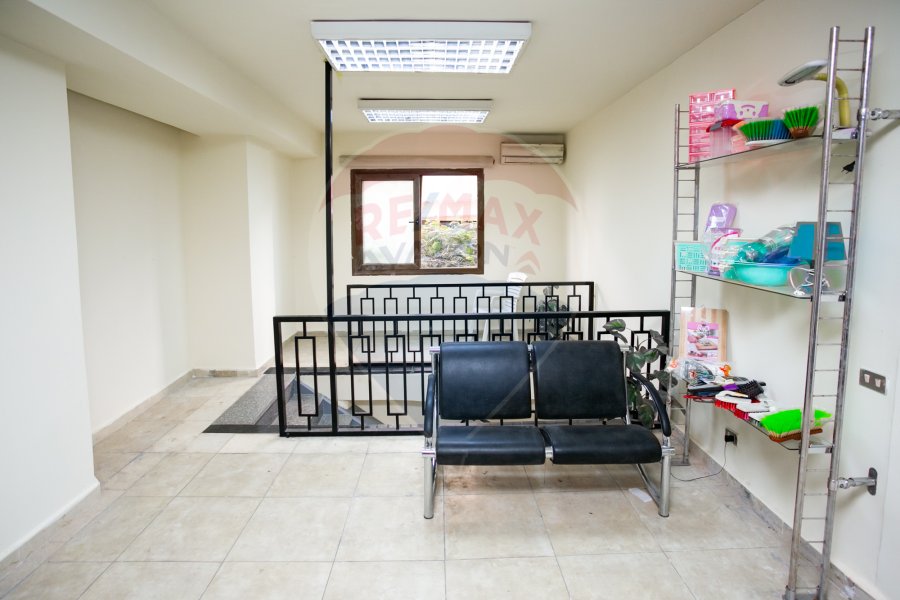Administrative unit for rent 430 m El Nozha Airport Road (Elthaghr towers)