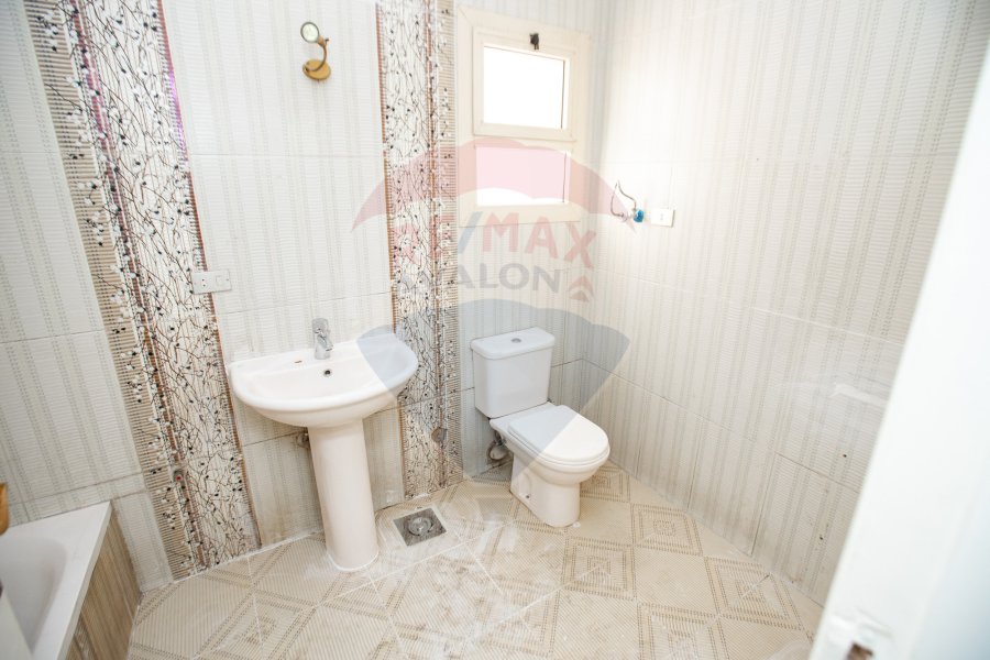 Administrative unit for Rent 250 m San Stefano (Directly on the teram - Steps from the sea)