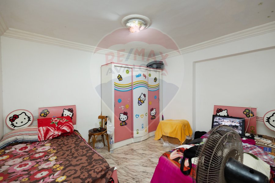 Duplex apartment for sale 130 m Sidi Bishr (steps from the sea)