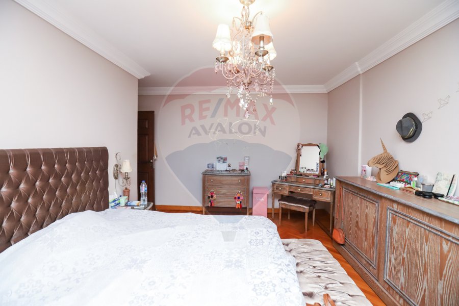 Furnished Apartment For Rent 190 m Kafr Abdo ( Ismailia St. - Heritage Bldg. )