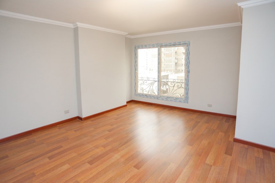 Apartment for sale 330 m Gleem ( Abo Qer St.