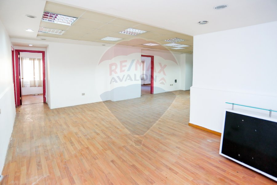 Administrative Unit For Rent 250 m Roushdy (Next To Hardee's)