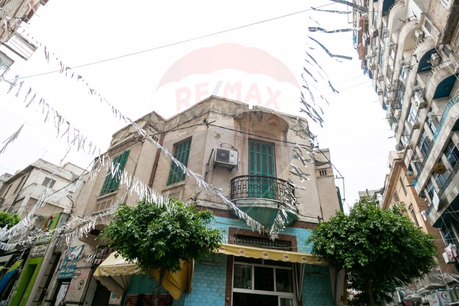 شقة بروف للايجار المفروش 400 م الازاريطة (خطوات من كلية طب الأسنان