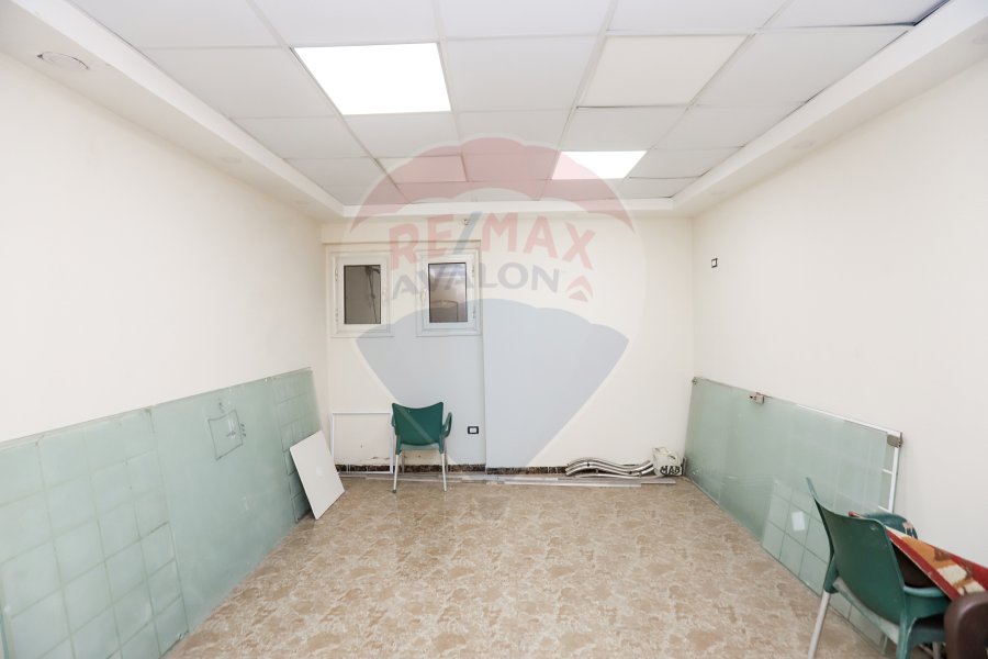 Administrative Unite For Rent 550 m Wabour El Miah (Gala Eldin Eldisoky St)