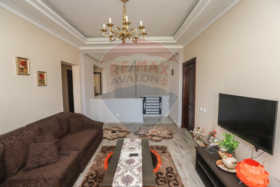 Apartment without Furniture for Rent 900 m King Marriott (Taksem El Gamarek)