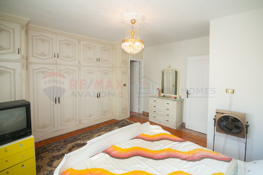 Apartment for sale 180 m Smouha (branched from Moustafa Kamel st.)