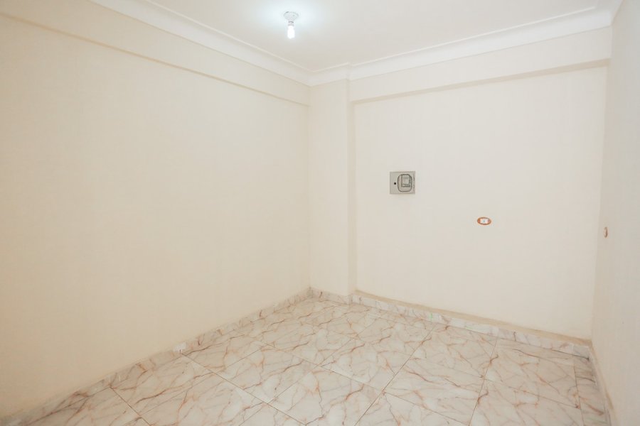 Commercial Shop for Rent 70m Sporting