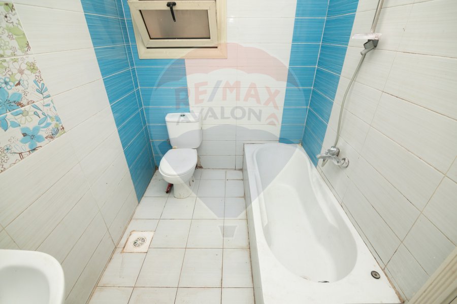 Apartment for rent 185 m Janaklis (Al-Horaya Road)