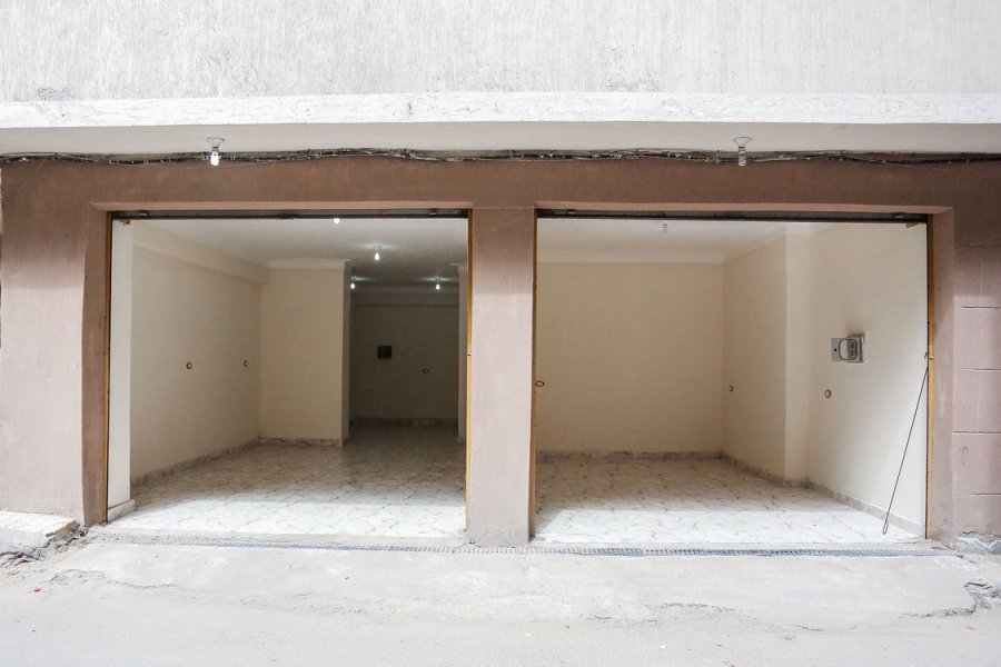 Commercial Shop for Rent 70m Sporting