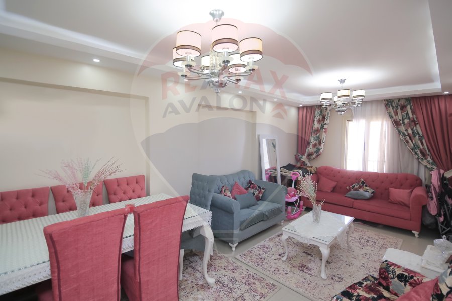Apartment for sale 130 m Moharam Bek (Zain El-Abedeen st)