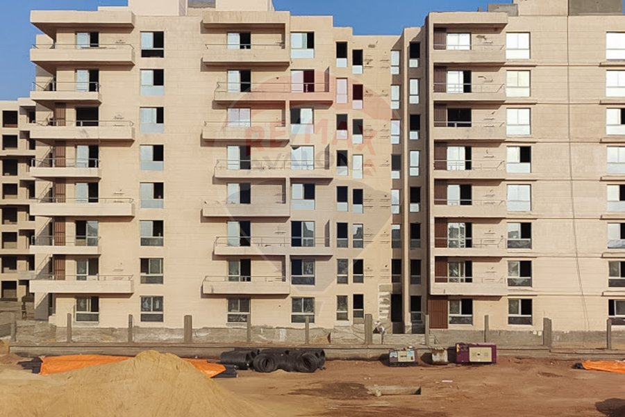 Ground apartment with garden for sale 76 m Administrative Capital (De joia)