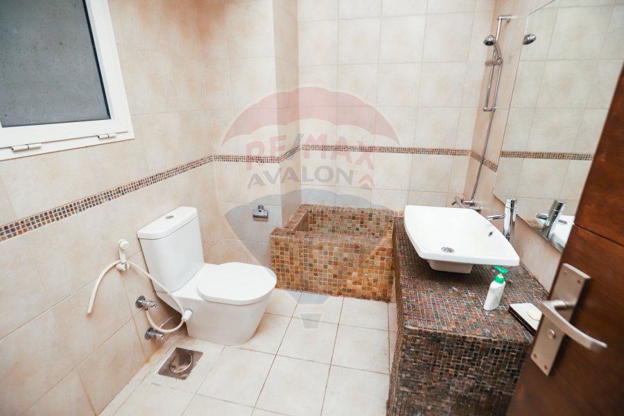 Apartment For Sale 300 m Gleem (Abo Qer St.)