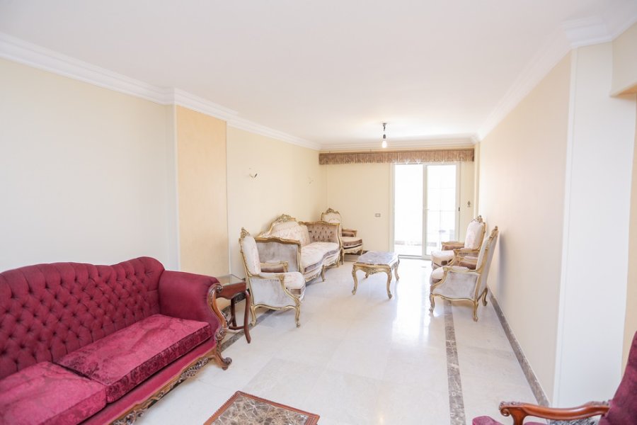 Apartment For Sale 175m Bolkly (Behind Judges Club )