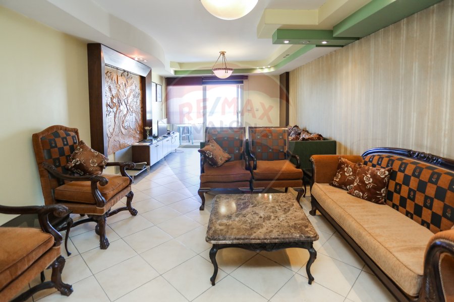 Luxury villa for sale 370 m King Mariout (steps from Borg El Arab International Airport)