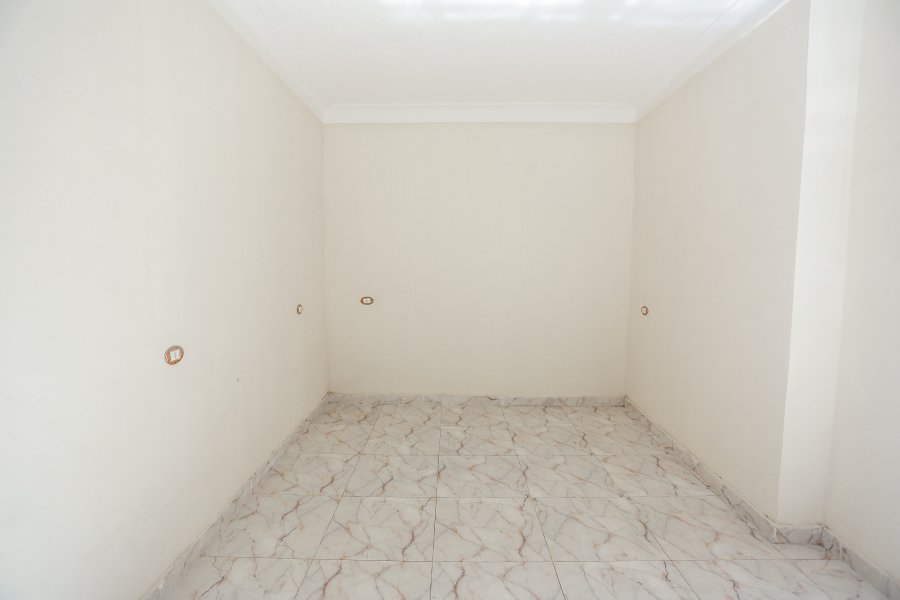 Commercial Shop for Rent 30m Sporting
