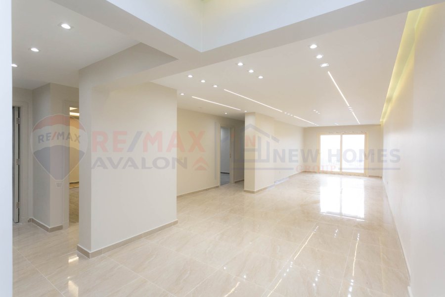 Apartment for sale 200 m Smouha (Valore El-Naql &amp;amp; El-Handasa St.)
