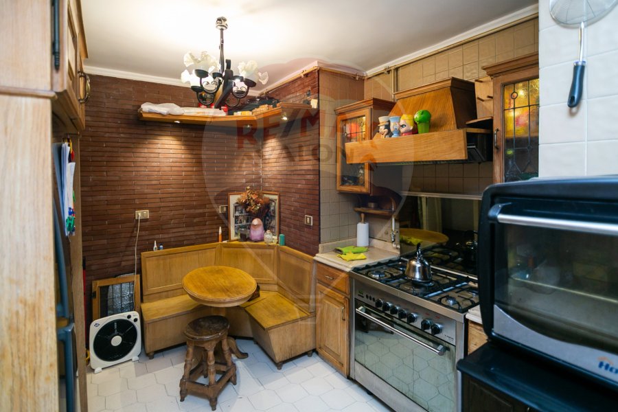 Apartment for sale 250 m Stanly (Roushdy Basha st-Steps from the sea)