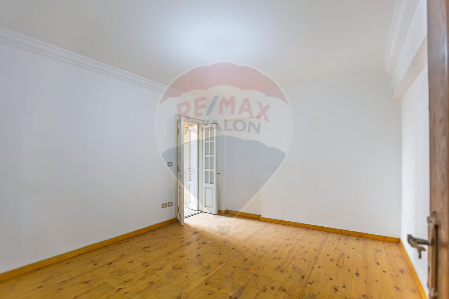 Apartment for sale 200 m Ibrahimiyah (Abu Qir Street - Salamlek Tower)