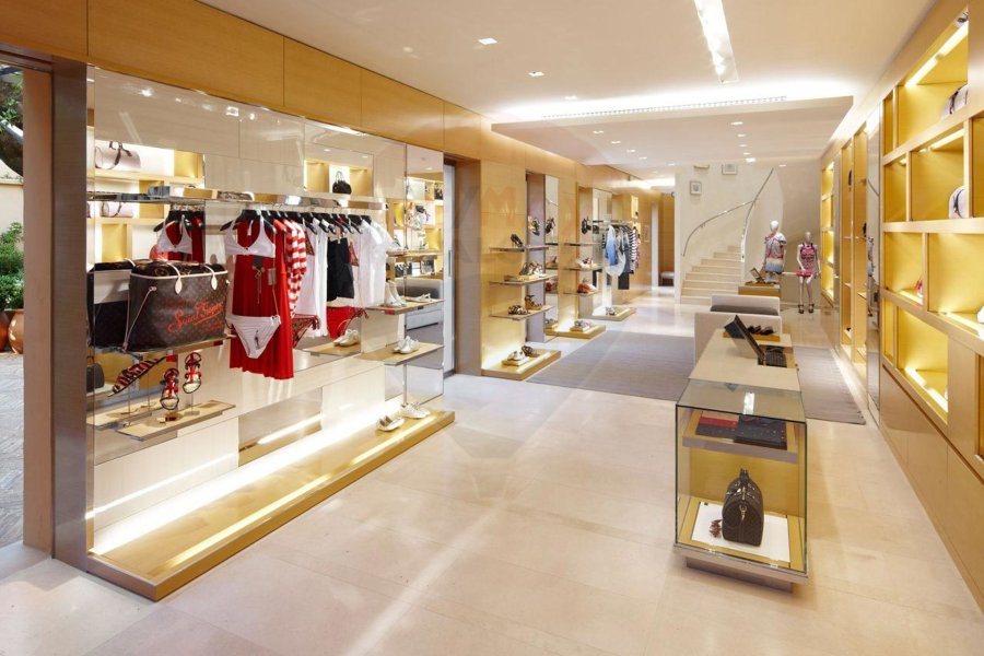 Shop for sale 38 m Kafr Abdo (Steps from El-Ismailia St.)