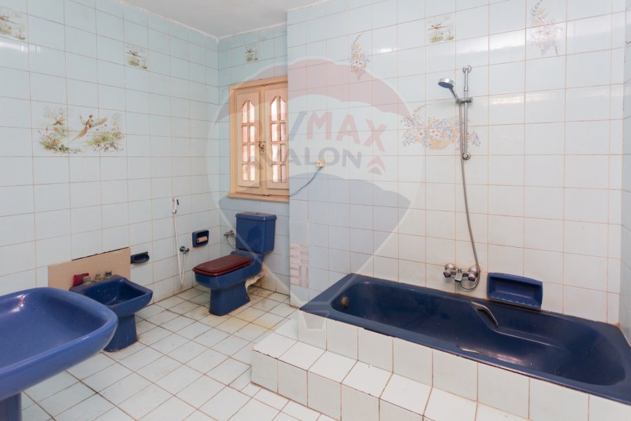 Apartment for sale 400 m Sporting (Port Said St.)