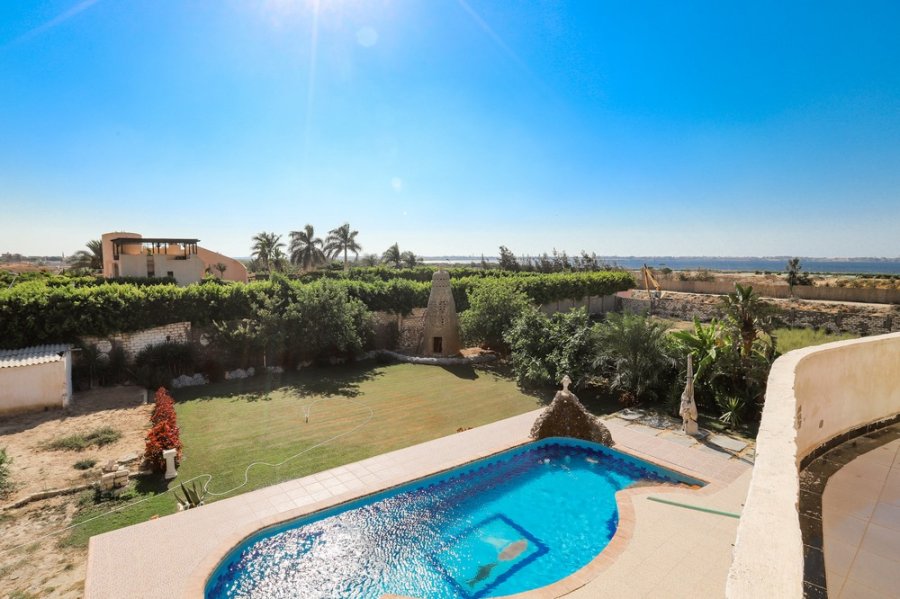 Stand Alone Villa 1600m for Sale or Furnished Rent King Marriott (Behind Africana Hotel)