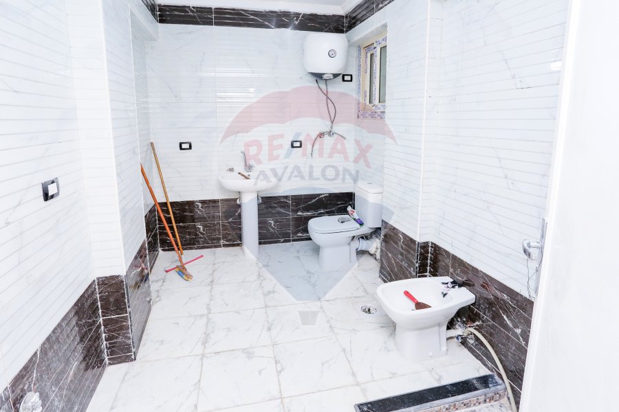 Apartment for sale 135 m ElSraya (num.1 Branched from the sea)