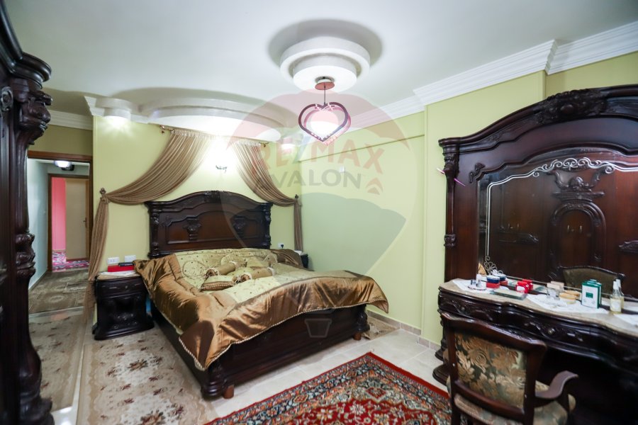 Apartment For Sale 200 m Elsaraya (Steps From Khaled Ebn Elwaleid St.)