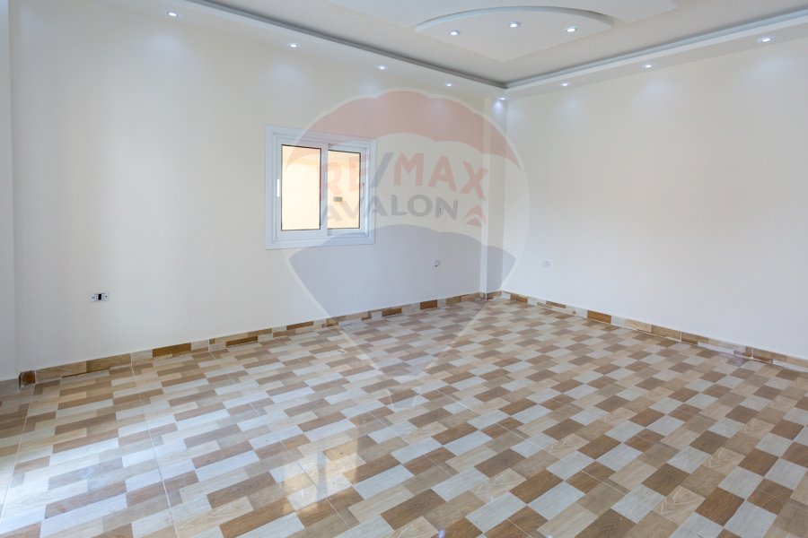 Stand alone villa for sale King Mariout (Behind King's Higher Institute) 500 m