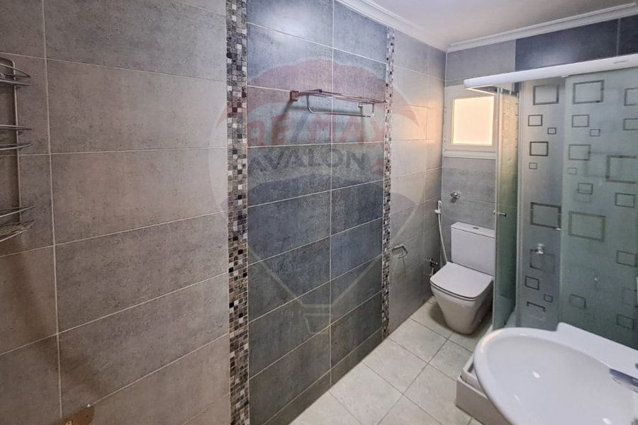 Apartment for rent 145 m Smouha (Victor Emanuel St. - end of Zahran St.)