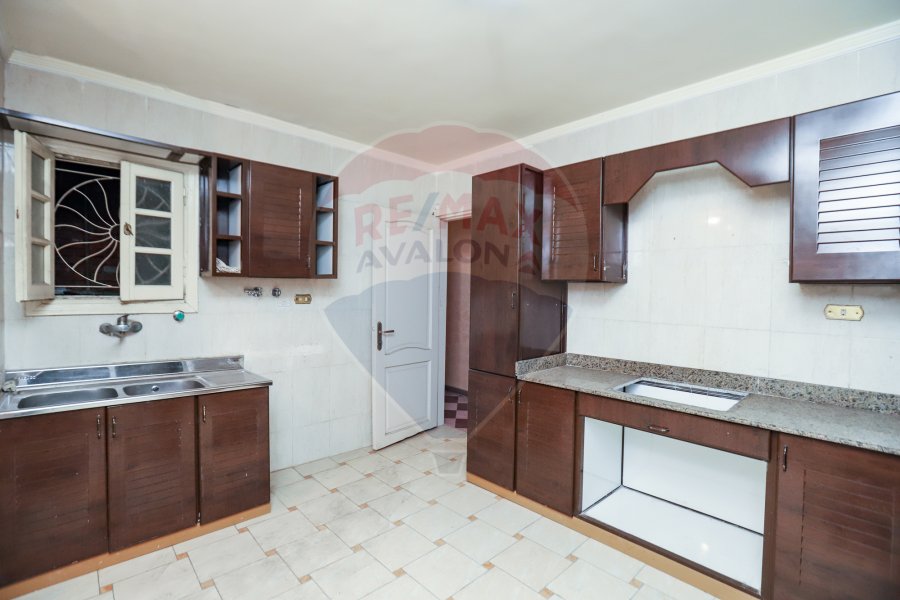 apartment for sale 220 m Miami ( Steps from the sea )