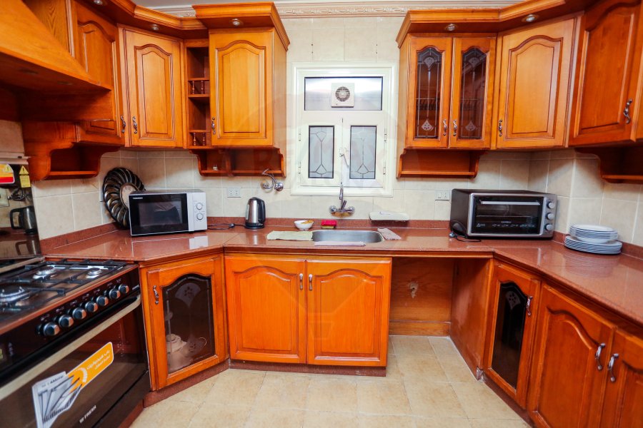 Apartment for sale 250 m Kafr Abdo (steps from Saint Jenny Square)