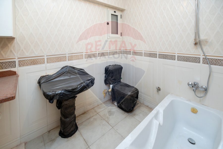 Apartment for sale 190 m Glim (directly on the tram - Brand Building)