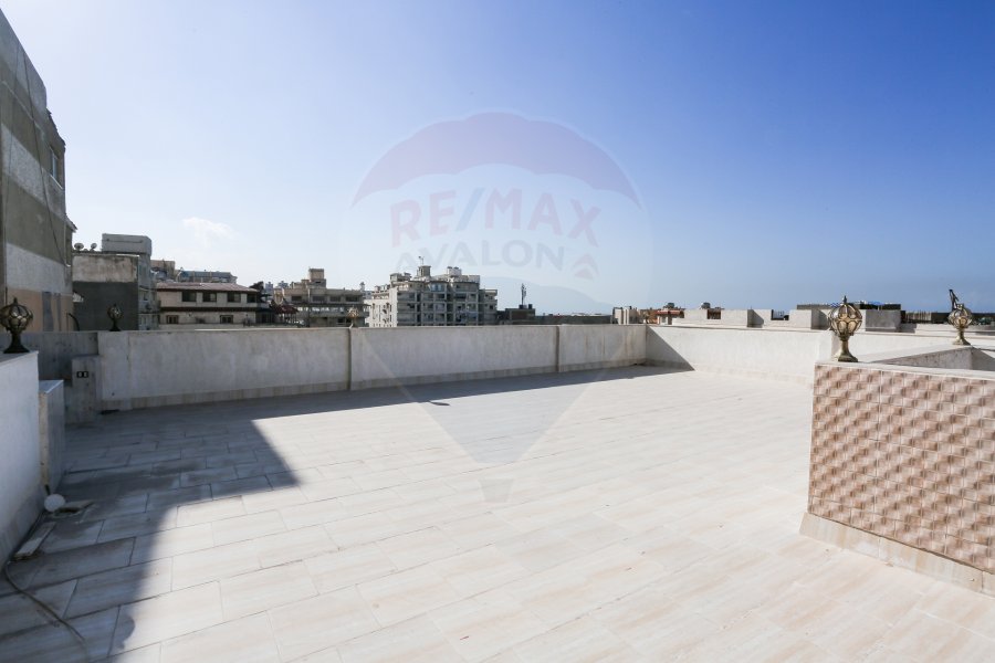 Apartment For Sale 140 m + Private Roof Louran (EleqbalSt.)
