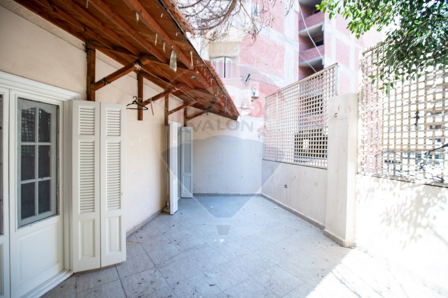 Administrative unit for Rent 250 m San Stefano (Directly on the teram - Steps from the sea)