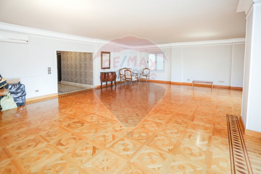 Apartment for sale 306 m Kafr Abdo