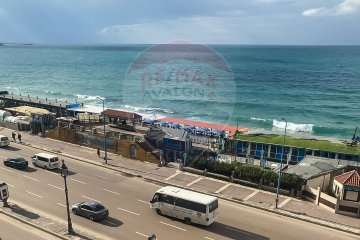 Apartment for rent 115 m Camp Shizar (directly on the sea)