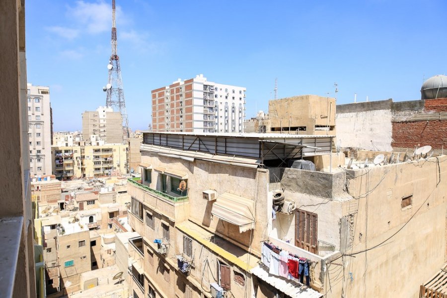 شقة  للإيجار122م زيزنيا ( ش إبراهيم العطار )