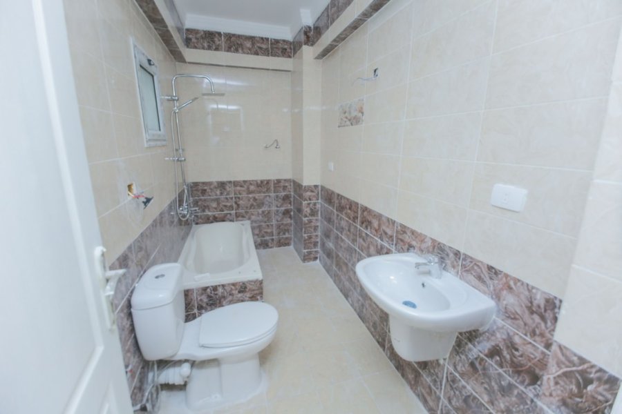 شقة للبيع 110م السيوف (ابراج سيتي لايت)