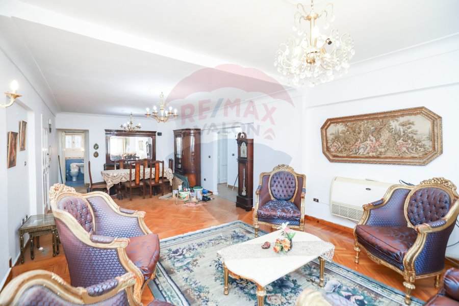 Apartment for sale 160 m Louran (Branshed from El Ekbal st.)