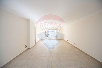 Apartment for rent 235 m Stanly (branched from the sea - direct sea view)