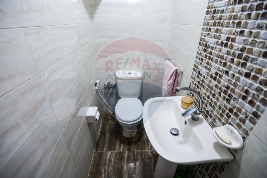 Apartment For Sale 200 m Elsaraya (Steps From Khaled Ebn Elwaleid St.)