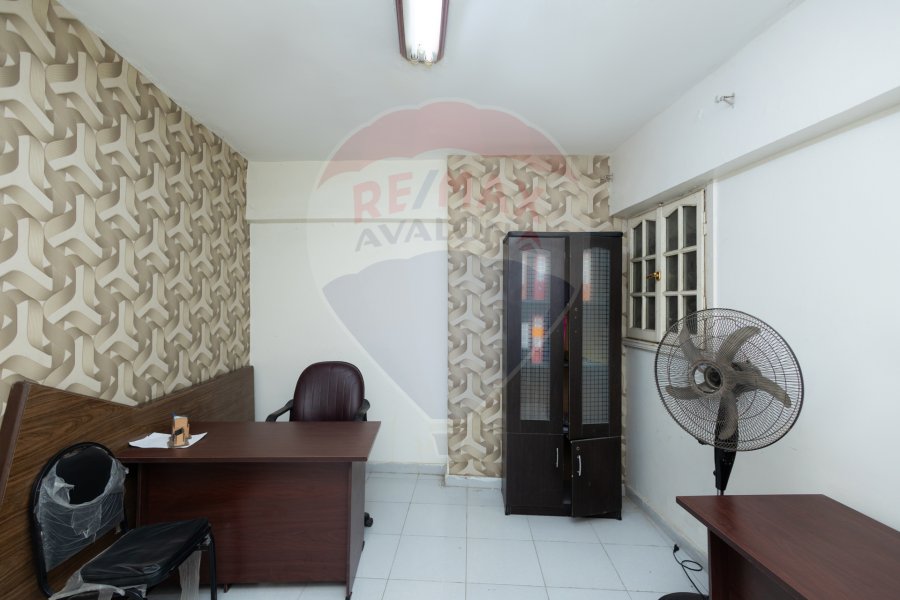 Administrative apartment for sale 165 m Miami (Galal Hammad St.)