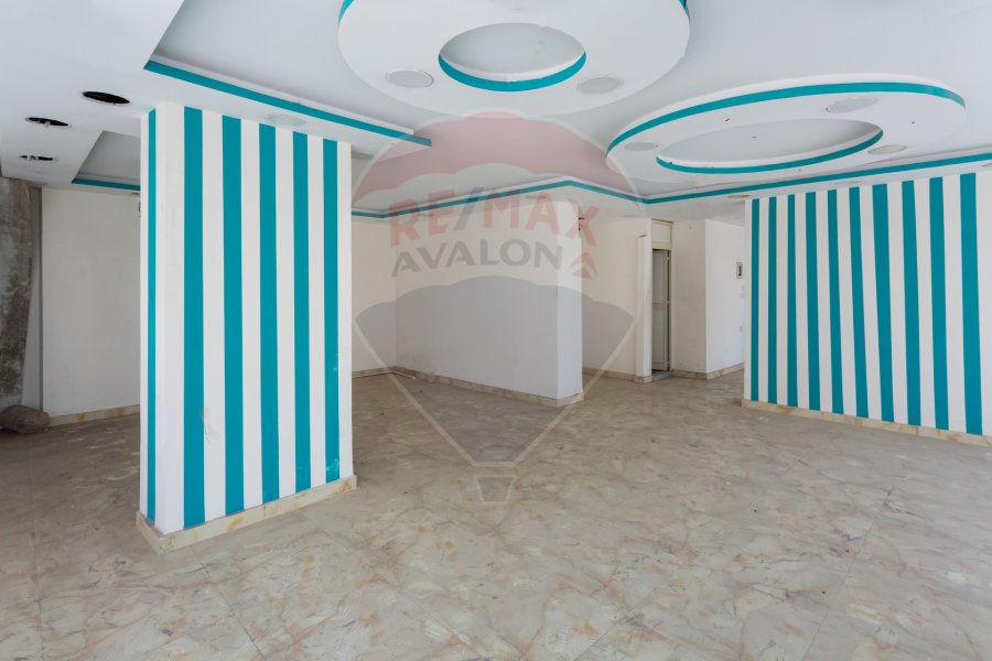 محل + ميزان للبيع 430 م سيدي بشر (ش جمال عبد الناصر)