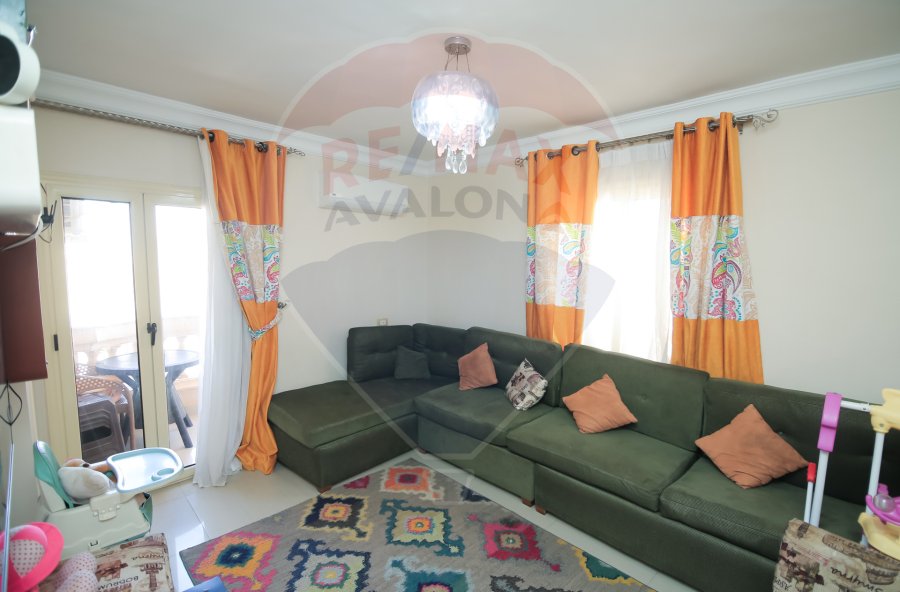 Apartment for sale 130 m Moharam Bek (Zain El-Abedeen st)