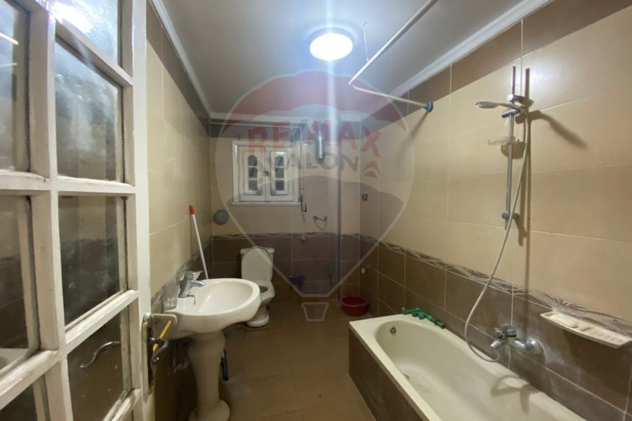 Apartment for sale 165 m Gleem (Ahmed Fathy st.) - 4,000,000 EGP