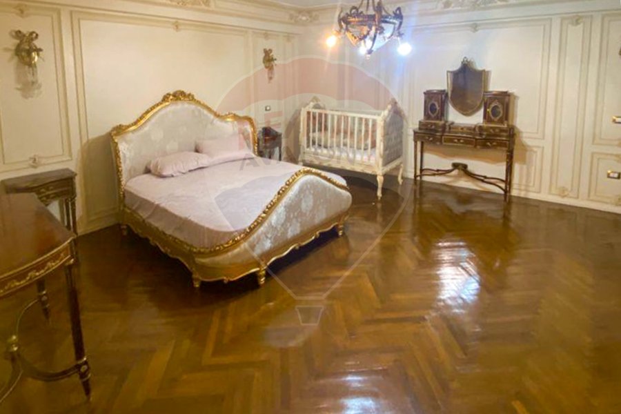 Furnished apartment for sale 365 m Smouha (Branched from Fawzi Moaz St)
