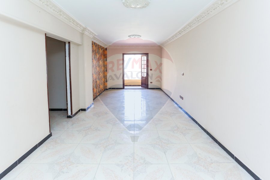 Apartment for sale 155 m Bolkley (in front of Al-Ahly Hospital)