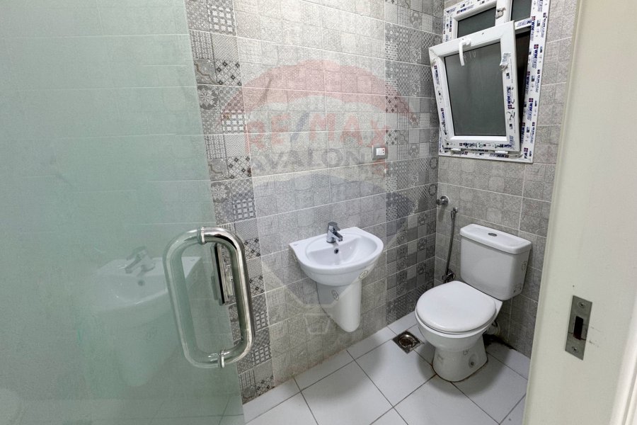 Administrative apartment for rent 100 m Smouha (Bahaa Al Din Al Ghouri St - Brand building)